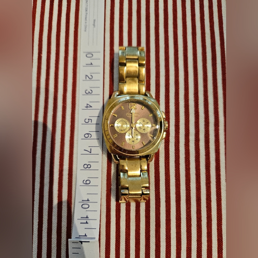 Gold-Tone Women's Bracelet Watch - Unknown Brand